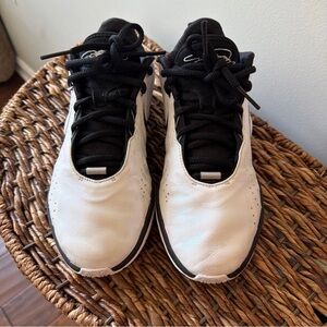 Nike LeBron 21 Conchiolin White Black James Basketball Retro Men's